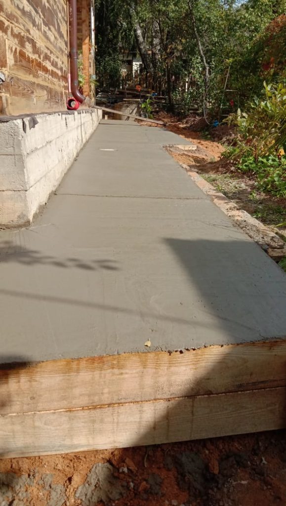 Бетонная отмостка