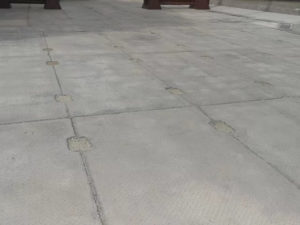Парковка из дорожных плит