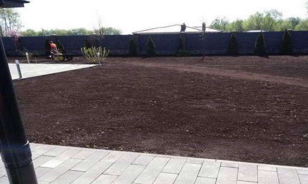 Горизонтальная планировка участка трактором