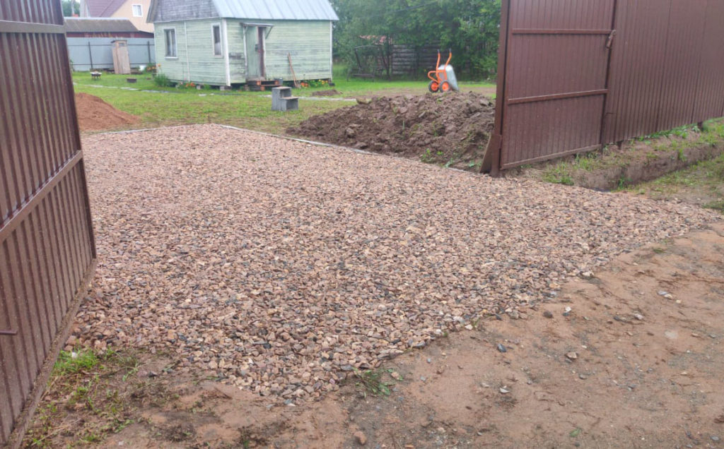 Площадки из щебня