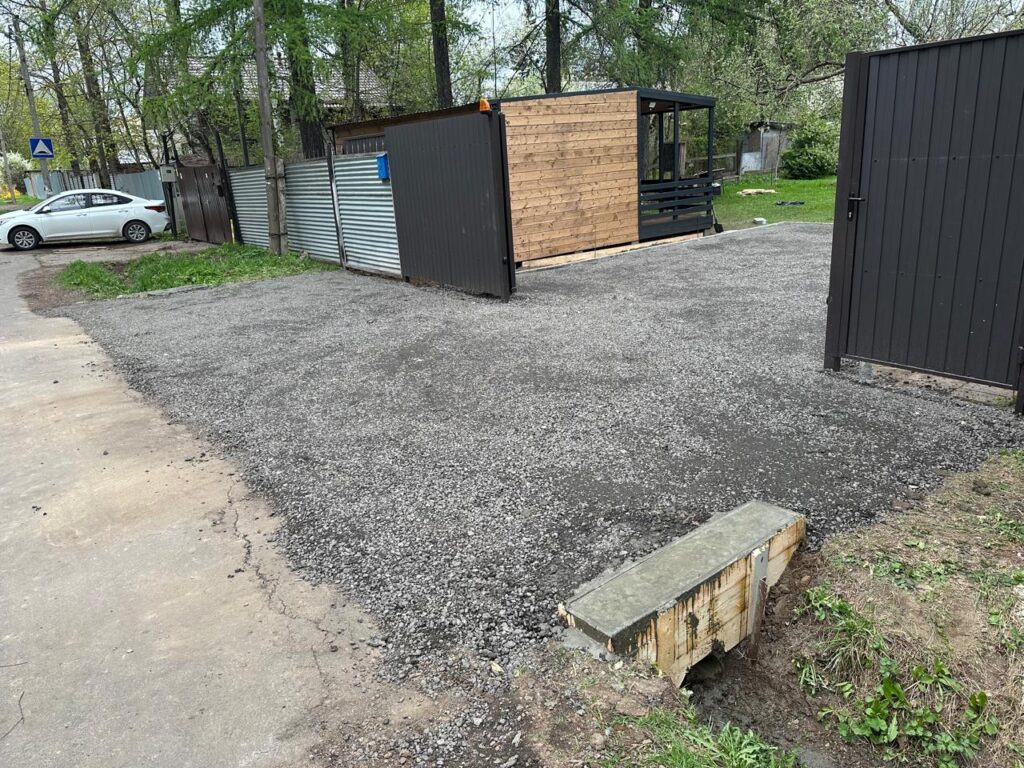 Парковка из асфальтной крошки