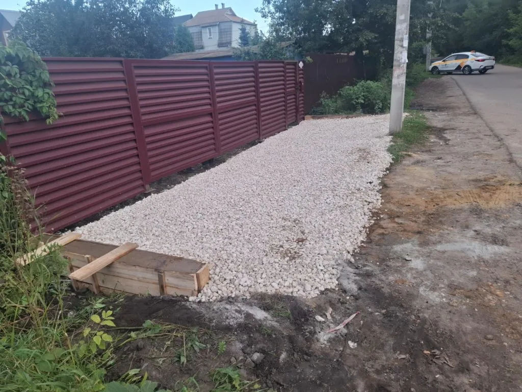 Готовый заезд на участок через канаву