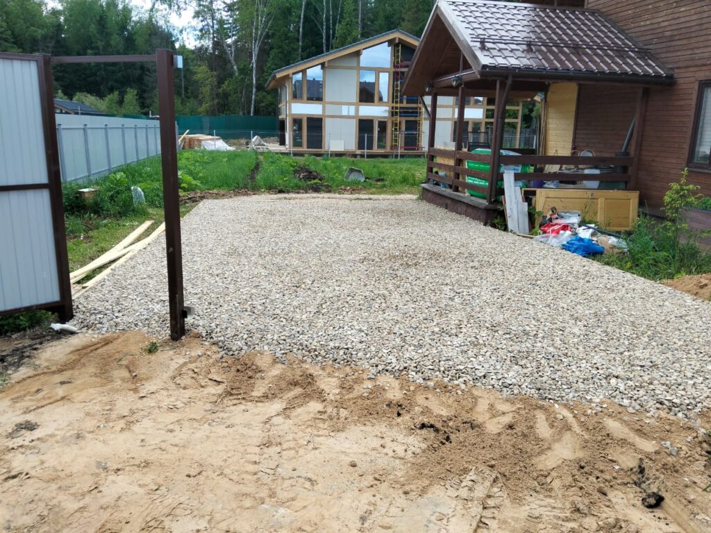 Площадка и дорожки из щебня в Сергиевом Посаде
